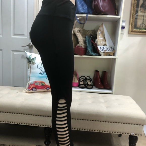 Dunlop Sport  High Rise  Ripped Side Leggings - Picture 7 of 9